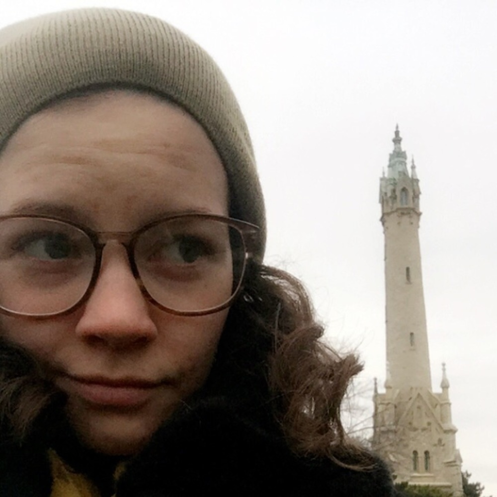 Meet your Posher, Amelia